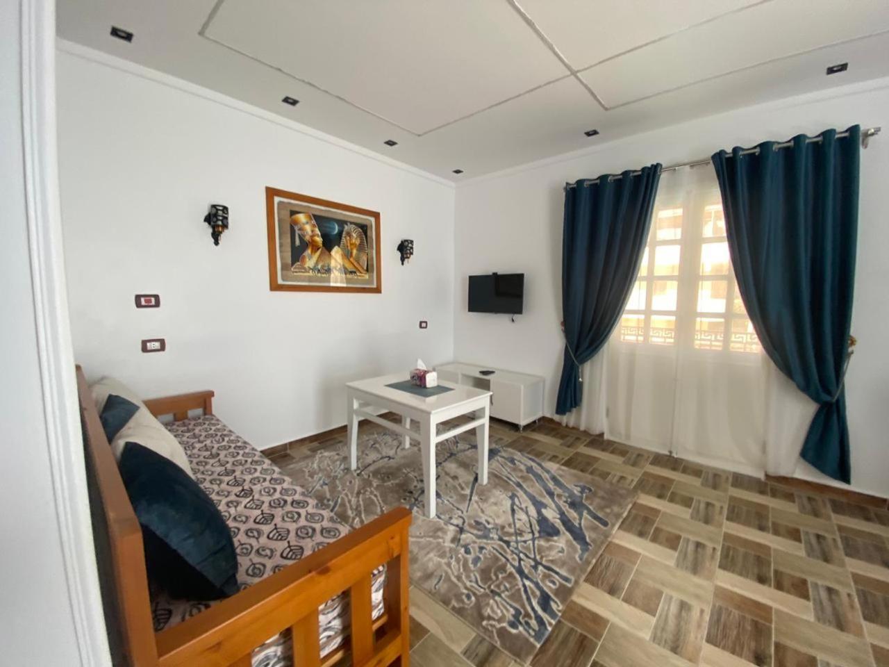Villa Golden Life Apartments, New Property With Pool Access Luksor Quarto foto